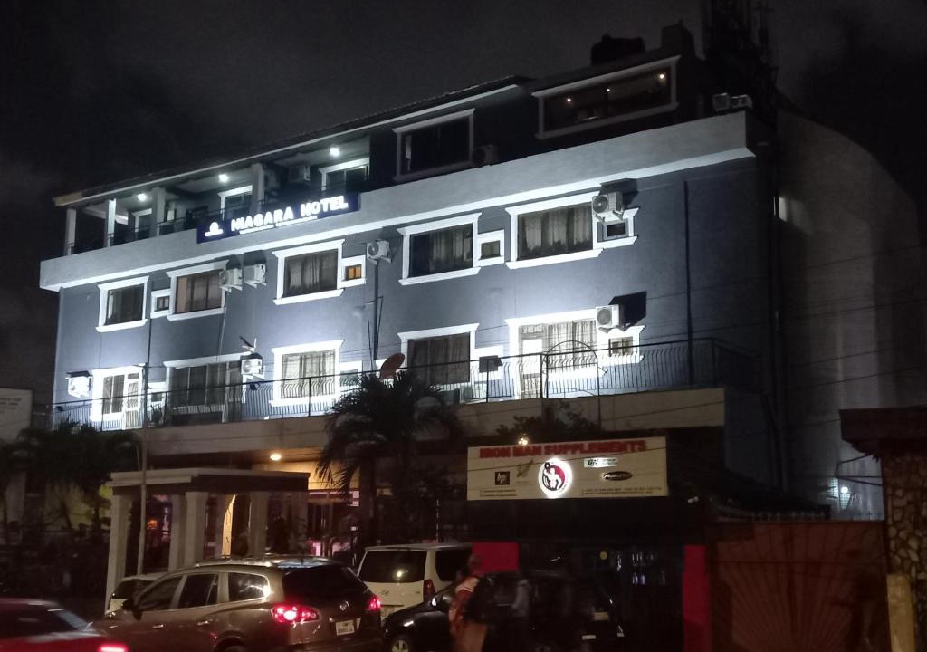 Kokomlemle Hotel | Niagara Hotel
