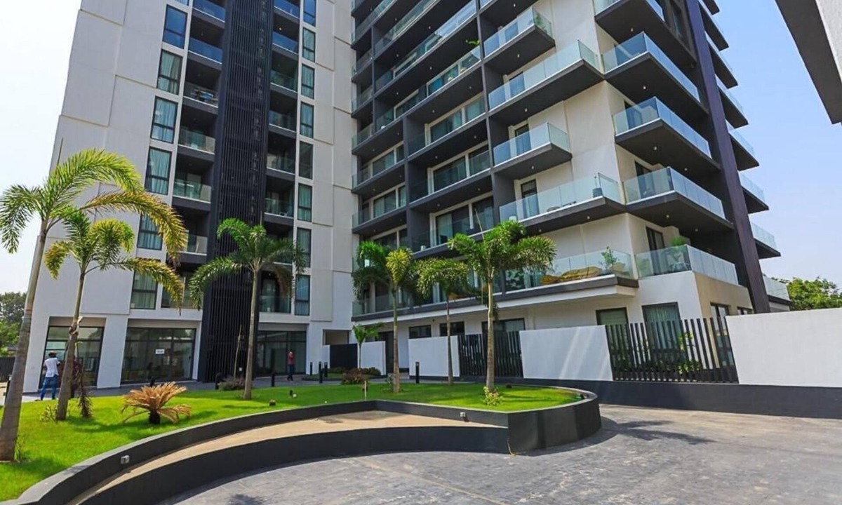 Roman Ridge Apartment | Nova Apartments Luxury One bedroom