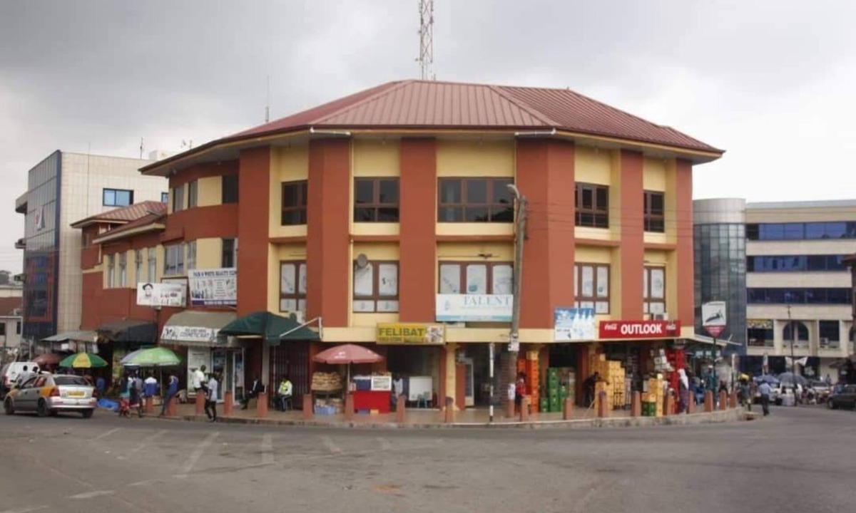 Kumasi House | O Ansah Plaza Lodge - Comfortable Rooms in the Heart of Kumasi.Free WiFi,Parking