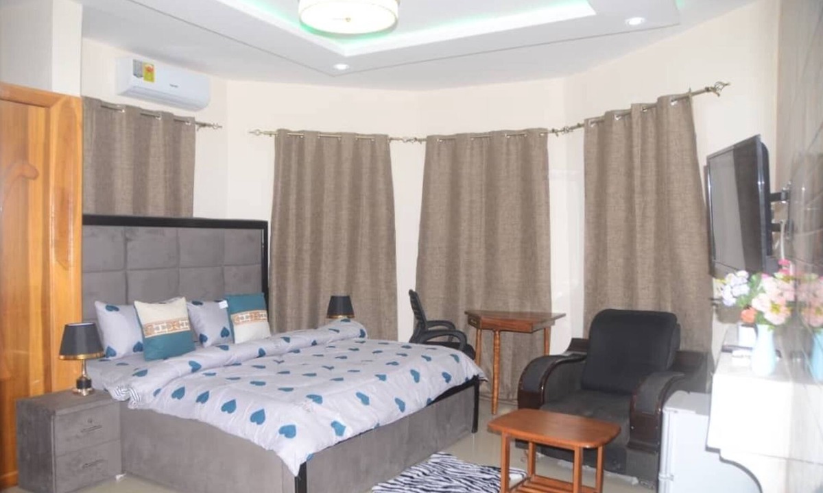 Teshie House | Omo Luxury Home/ Long & Short Stay