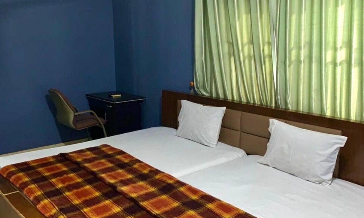 Accra Hotel | Onayaa Hotel