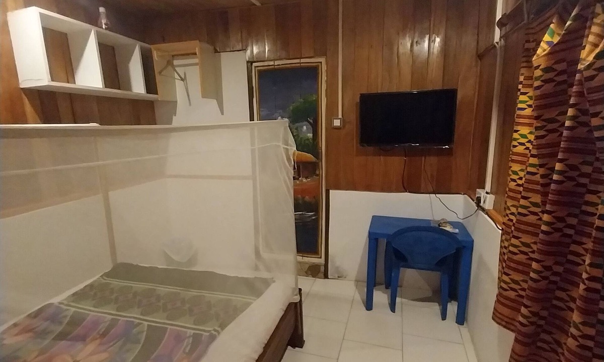 Cape Coast Bed & Breakfast | Orange Beach Resort