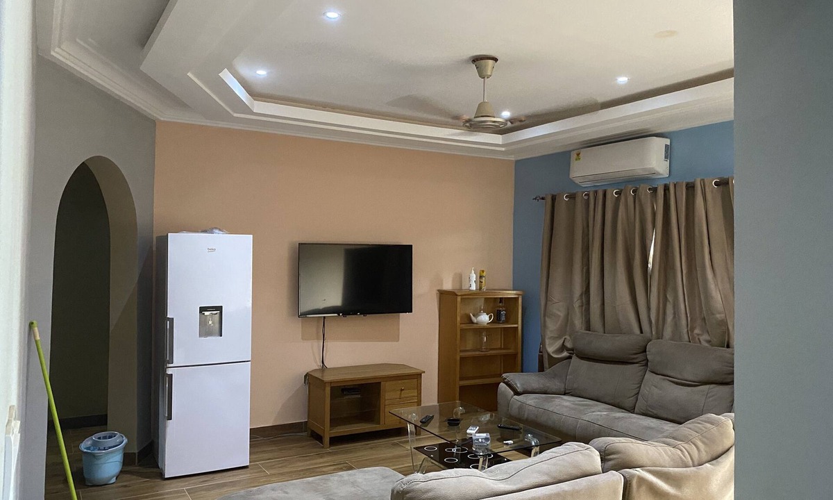 Accra House | Oyibi New Furnished House - Charming 3 Bedroom