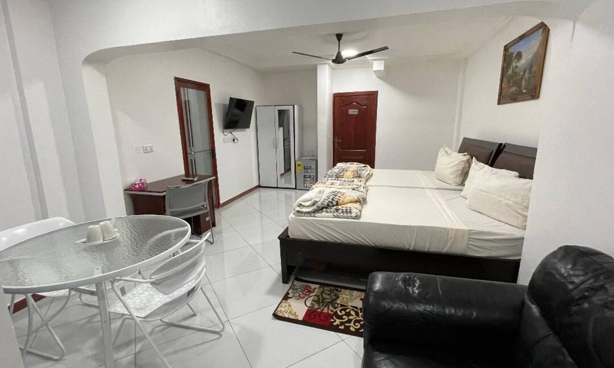 Cape Coast Hotel | Park Springs Hotel