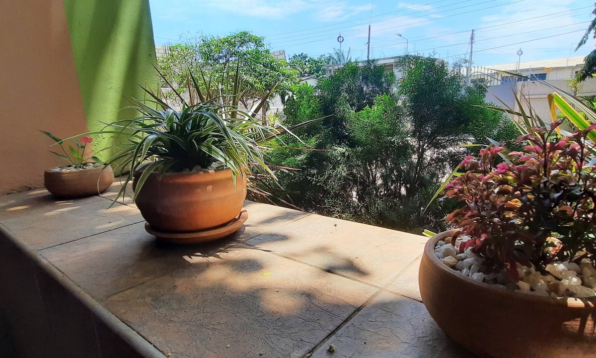 Labadi Bed & Breakfast | positioned in the heart of Accra, you're just 7 minutes from the airport