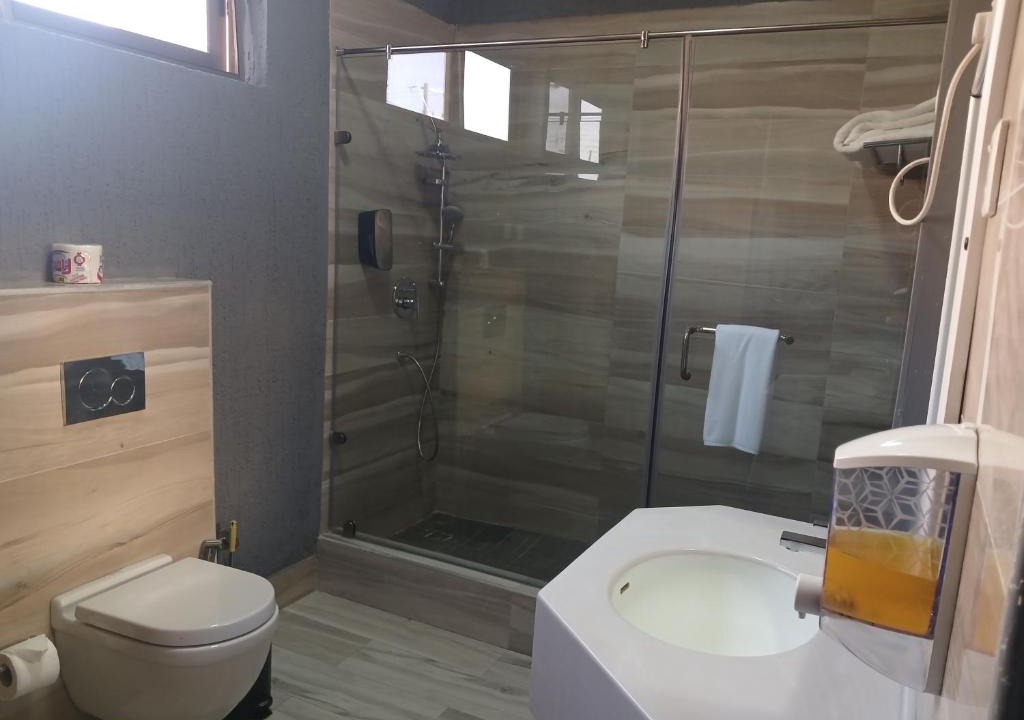 Accra Hotel | Relax Court Hotel