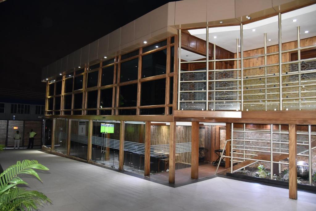 Abelemkpe Hotel | Silicon Lodge