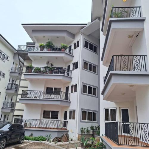 North Ridge Apartment | Sleek 2BRM at Ridge, Accra