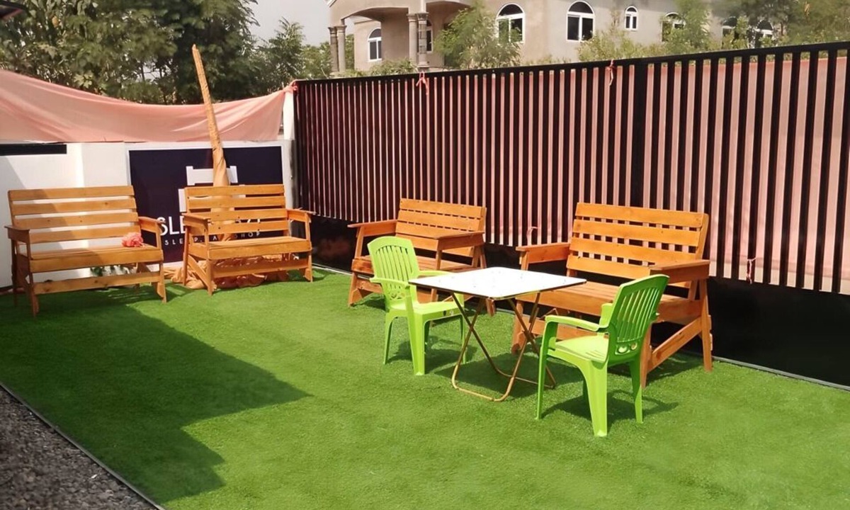 Afienya Hotel | Sleepeaze Hotel
