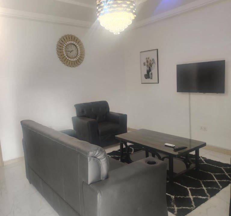 Accra Apartment | StayinCity Apartments
