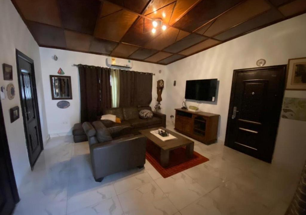Accra House | Stunning 2-Bed House in Madina Place to call home