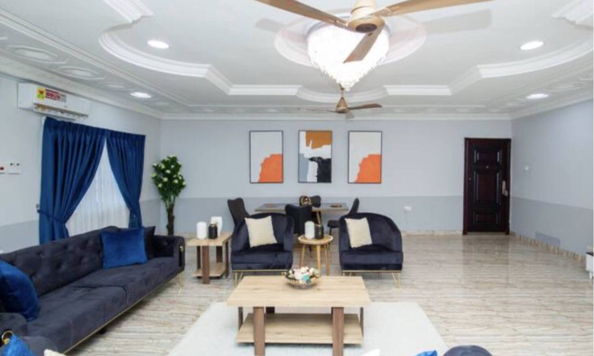 Accra House | Stylish and Spacious Getaway in Haatso, 20 Mins to Airport