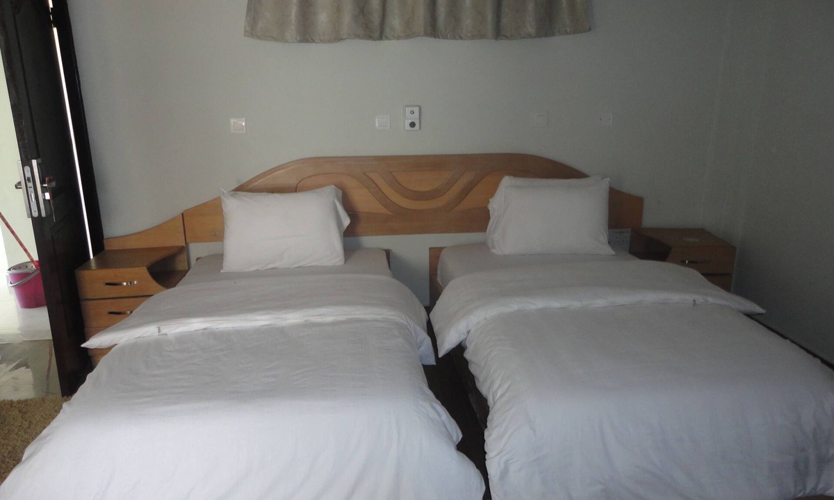 Beyin Hotel | Tenack Beach Resort & Hotel