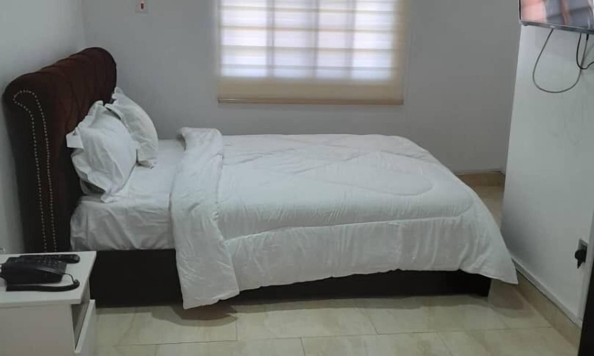 Adentan Cabin | Terra Santa Lodgings & Restaurants