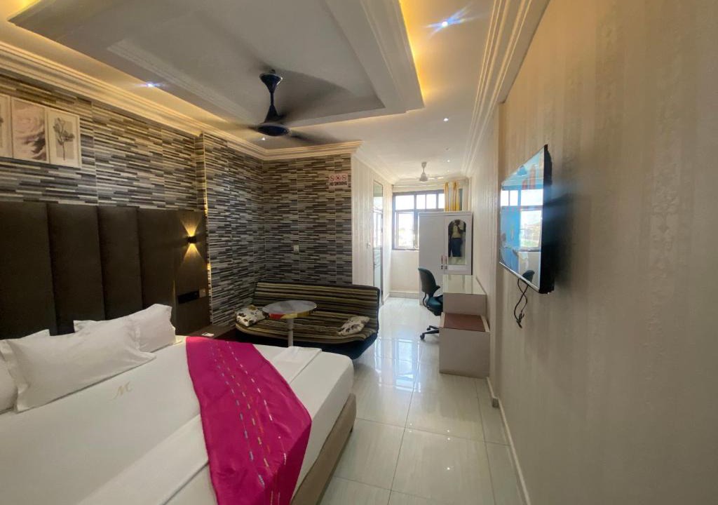 Accra Apartment | Texas Royal Hotel