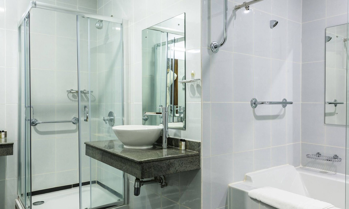 Accra Hotel | The African Regent Hotel