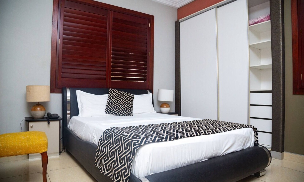 Taifa Hotel | The Outback Hotel