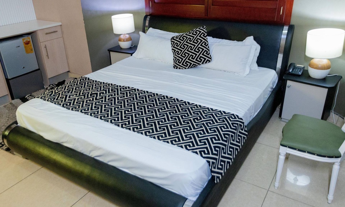 Taifa Hotel | The OutBack Hotel