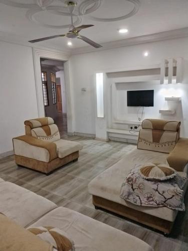 Nungua Apartment | The Thomasevic Place