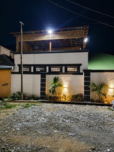 Kwabenyan Villa | the urban escape