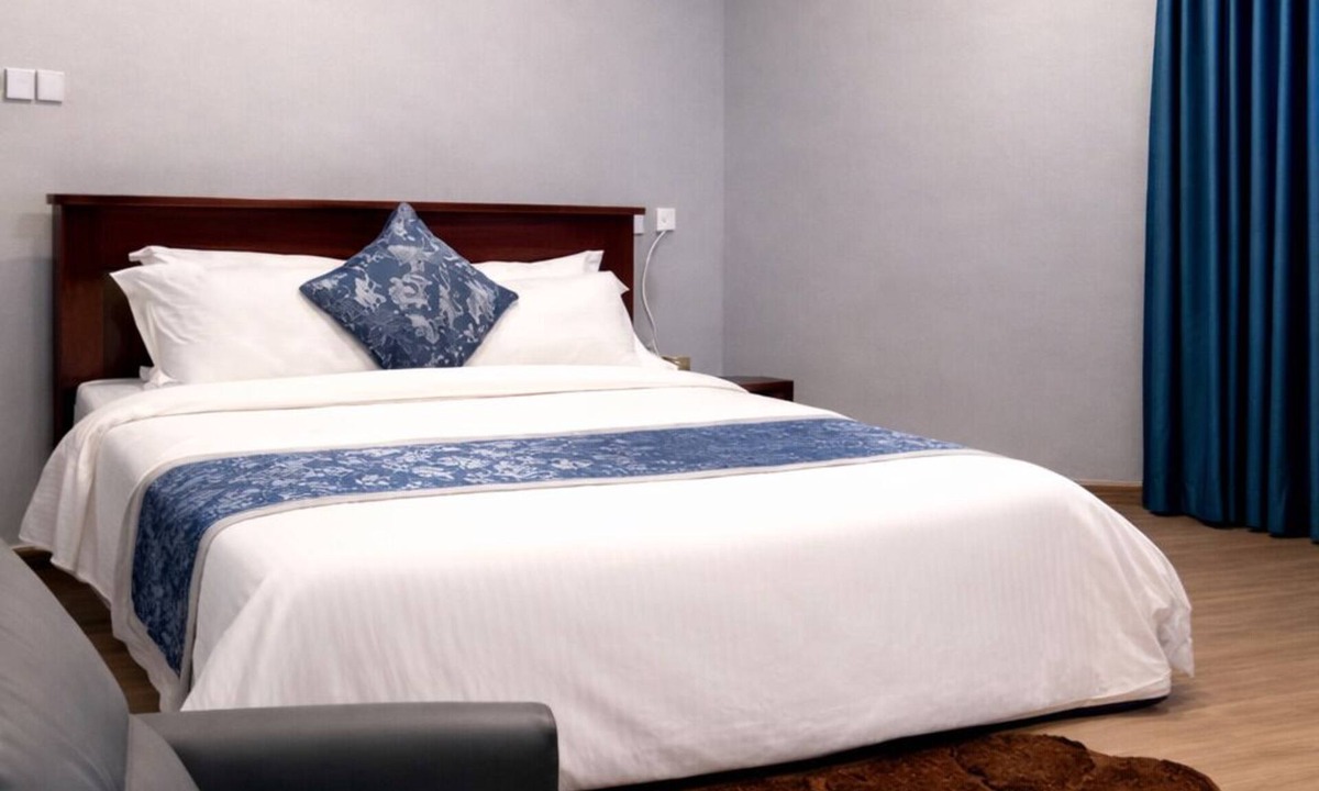 Cape Coast Hotel | Viks Court