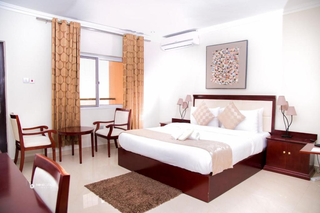 Ho Hotel | Volta serene Hotel