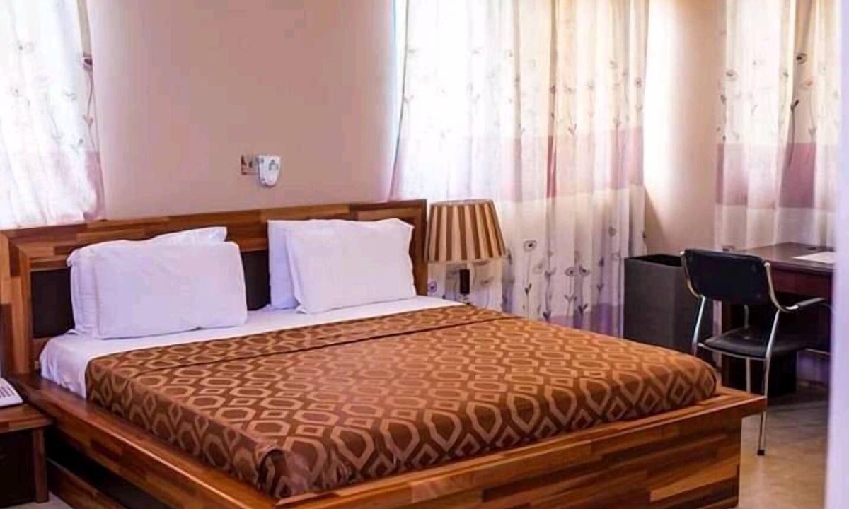 Sekondi-Takoradi Bed & Breakfast | Whyte View Lodge