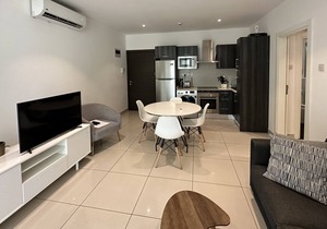 A lovely 1 bedroom in cantonments with a pool view