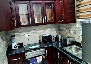 Gorgeous, Quiet & Comfy-Close to Highway-Parking