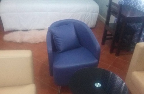 Taifa House | Ama Serwaa Lodge