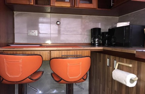 Teshie Apartment | Cozy and Idyllic Studio Apartment 10 minutes away from the Airport.