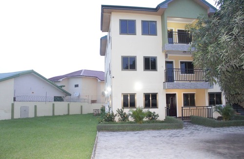 Adenta Apartment | Evergreen Apartments