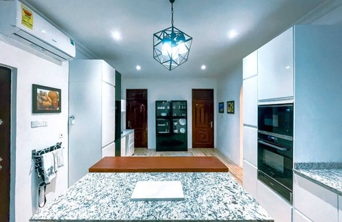 Nungua Villa | Homely and spacious villa with modern amenities for up to 6 guests. nnn