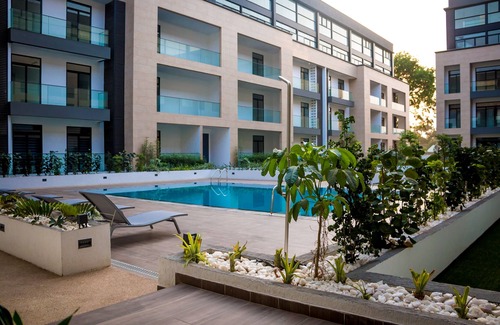 Cantonments Apartment | Lovely One Bedroom Serviced Apartment with Pool at Embassy Gardens