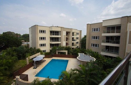 North Ridge Apartment | Luxury 3 Bed Apartment in Ridge
