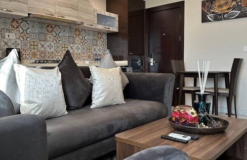 Osu Apartment | MANSAH PLUS