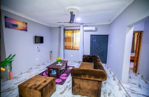 Kwabenyan Bed & Breakfast | MIKES's AB & B