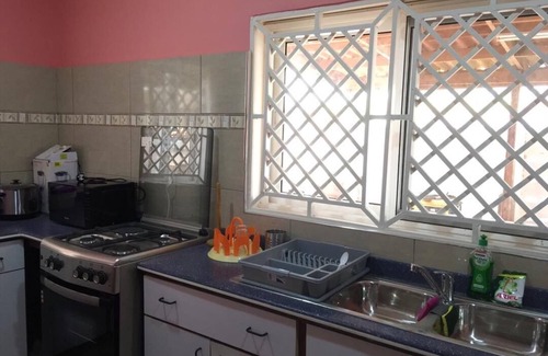 Nungua House | Modern airconditioned house in Tema for family vacation or short stay
