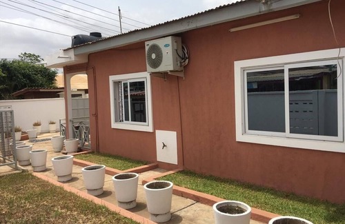 Nungua House | Modern airconditioned house in Tema for family vacation or short stay