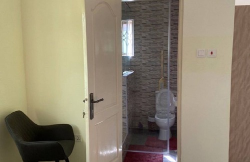 Adenta Apartment | Nice lakeside Estate Apartment close to the Airport and center of Accra.