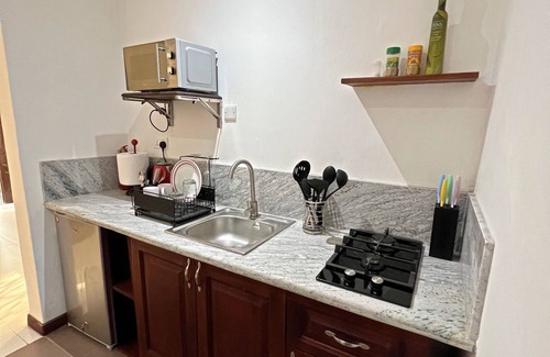 Adenta Apartment | Peaceful Escape! Huge studio Apartment in Adenta, Ghana