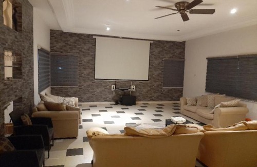 Tema Villa | Sparrow Lane - Comm 26 Tema GK 0139 7191