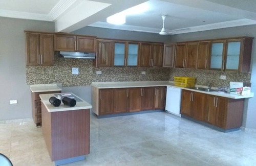 Adenta House | The Best of Adenta, Close to Aburi Gardens - UNit 2