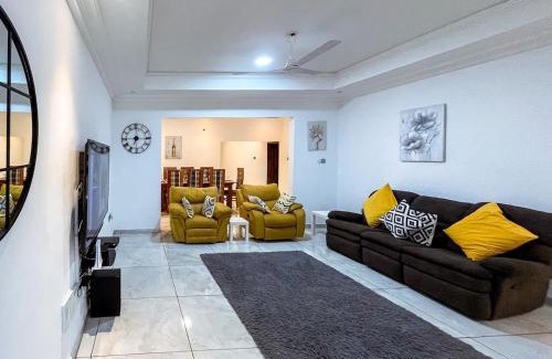 Adenta Apartment | The Glenn House