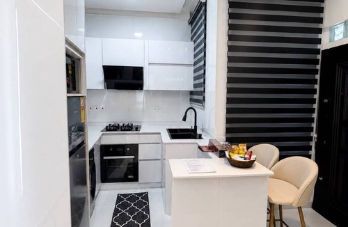 Sakumono Apartment | 1 + 1 Spa Tub. Rooftop Lounge. Airport pickups/Drop offs