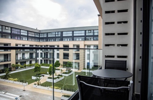 Cantonments Apartment | 2-Bed apartment w/3 large pools close to American Embassy, 5 mins from Airport