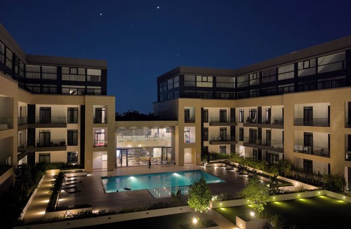Cantonments Apartment | 2-Bed apartment w/3 large pools close to American Embassy, 5 mins from Airport