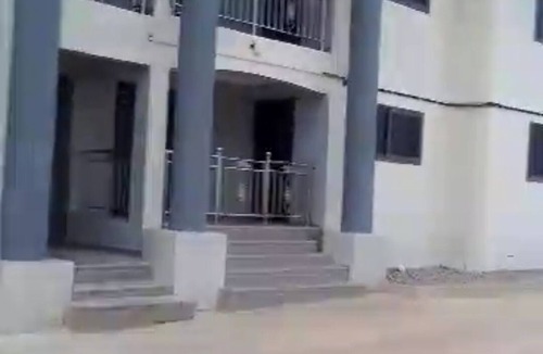 Elmina Apartment | 2-bedroom apartment in delightful Ataabaze Elmina with AC, WiFi