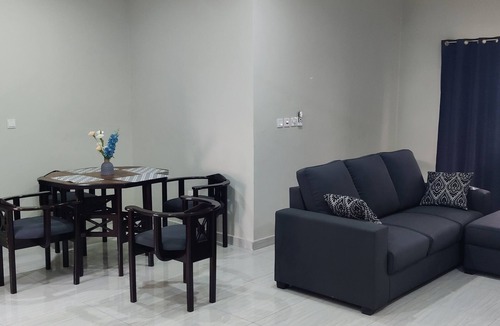 Elmina Apartment | 2-bedroom apartment in delightful Ataabaze Elmina with AC, WiFi
