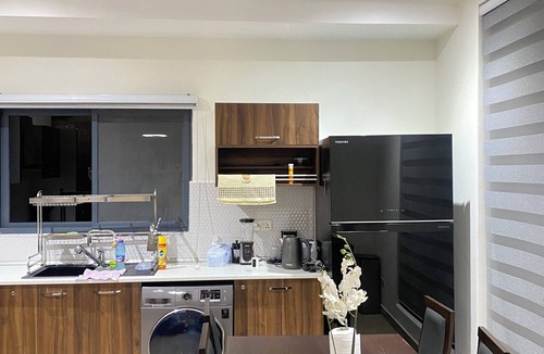 East Legon Apartment | 2-Bedroom Apartment in Quaint Accra with Cool ACs Near Airport